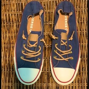 NEW Converse Shoreline sneakers